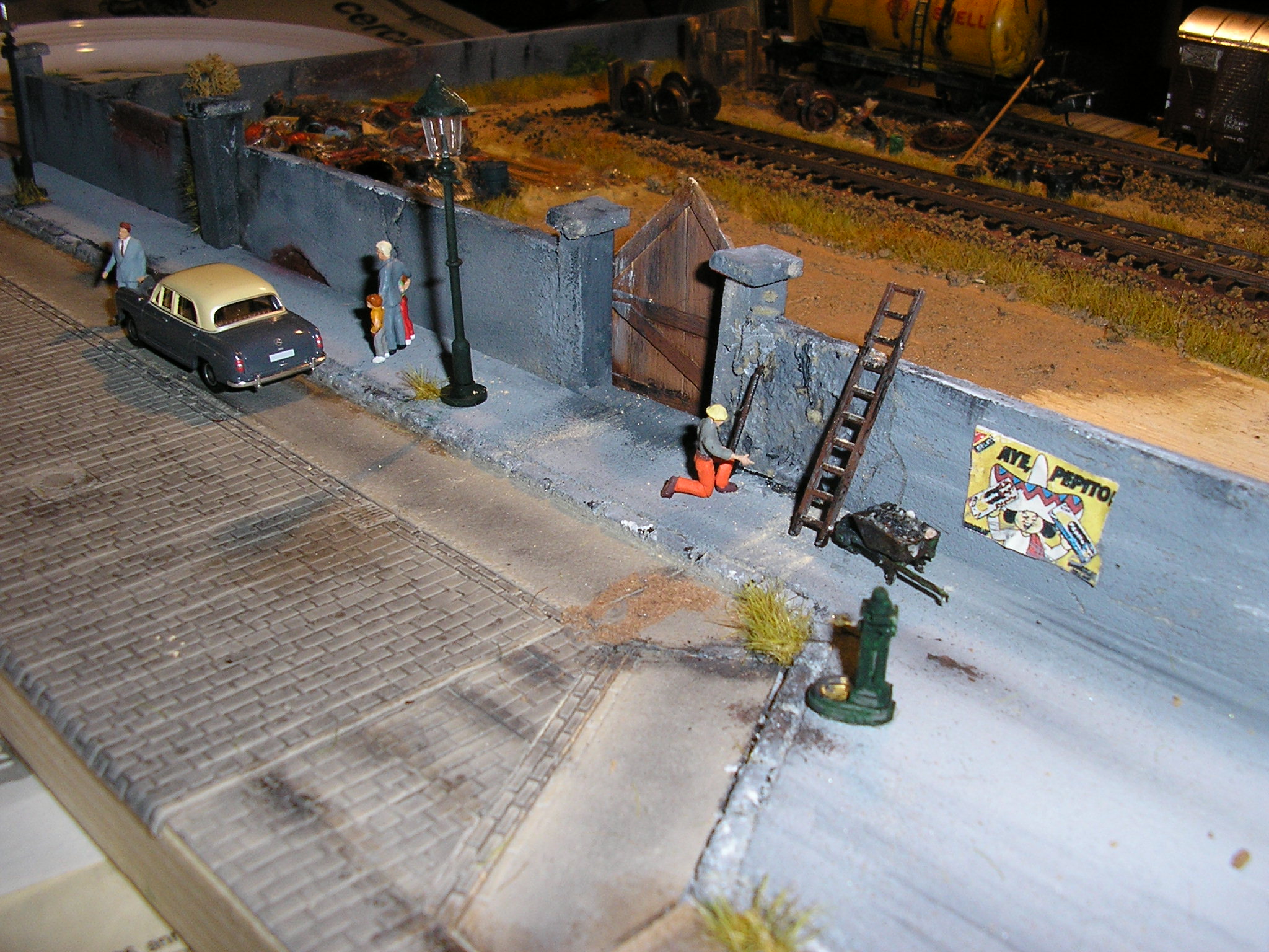 Plastico ferroviario scala 1/87 cittadino ( autore Rustichelli con materiale Abbiati Wargames )